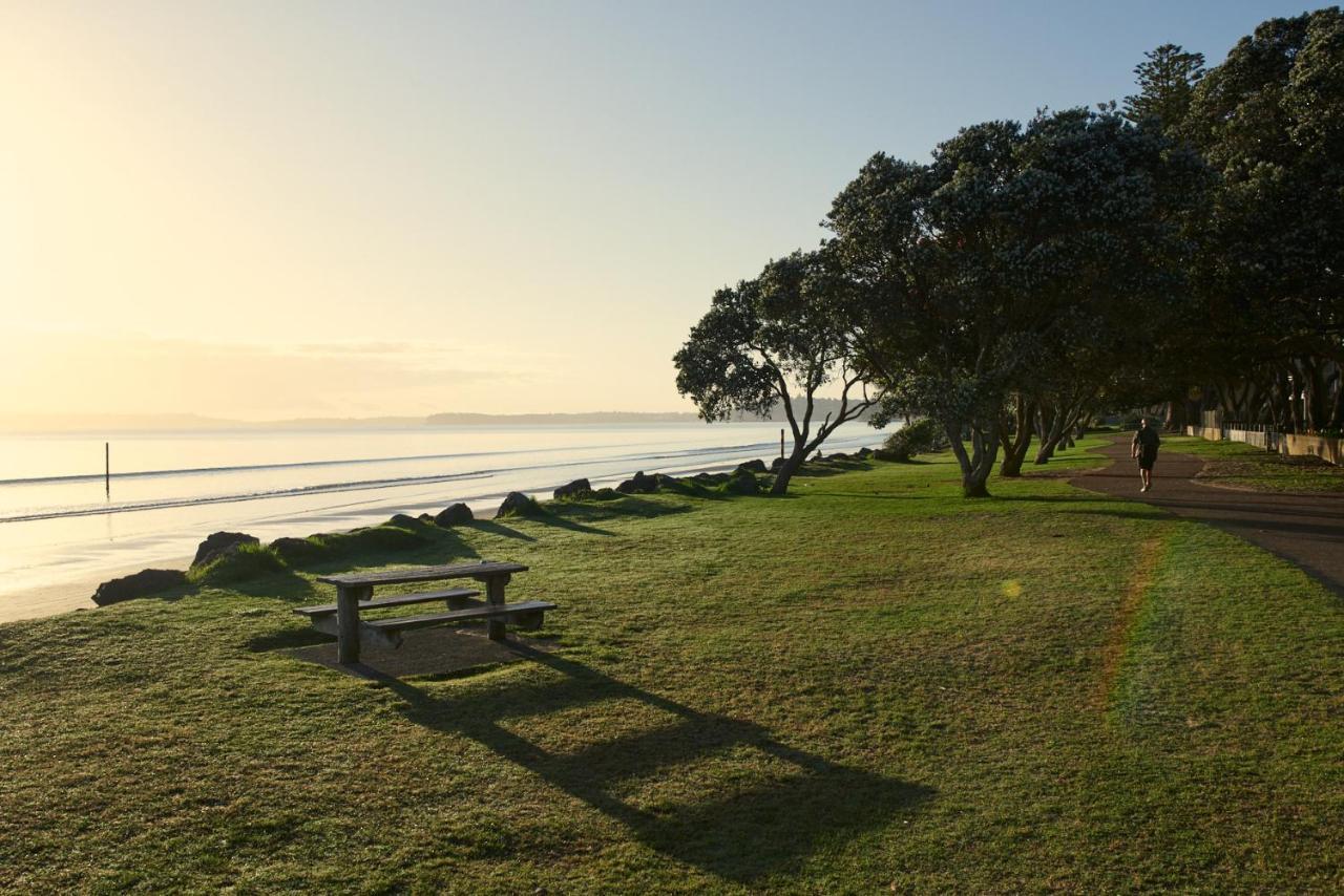 Orewa Kiwi Cabins ภายนอก รูปภาพ
