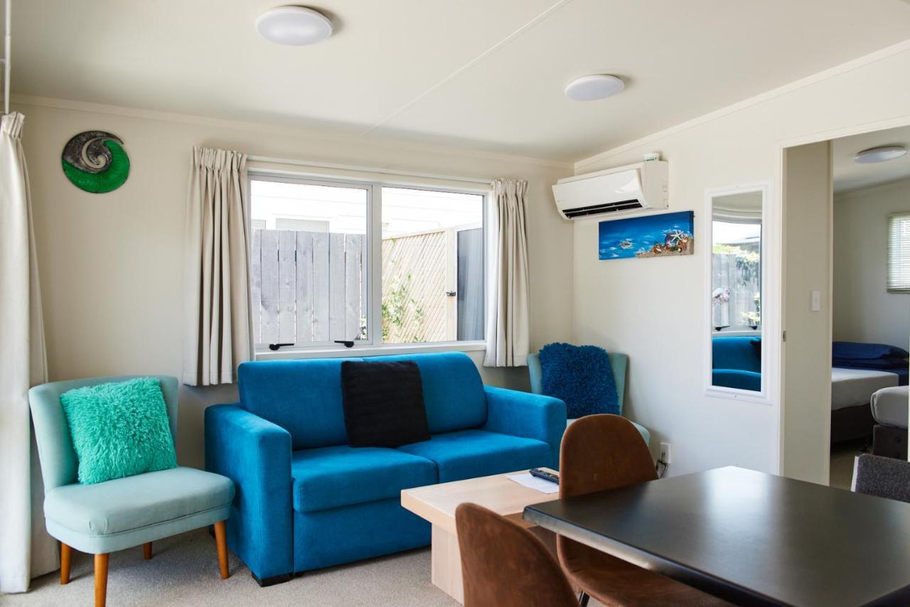 Orewa Kiwi Cabins ภายนอก รูปภาพ