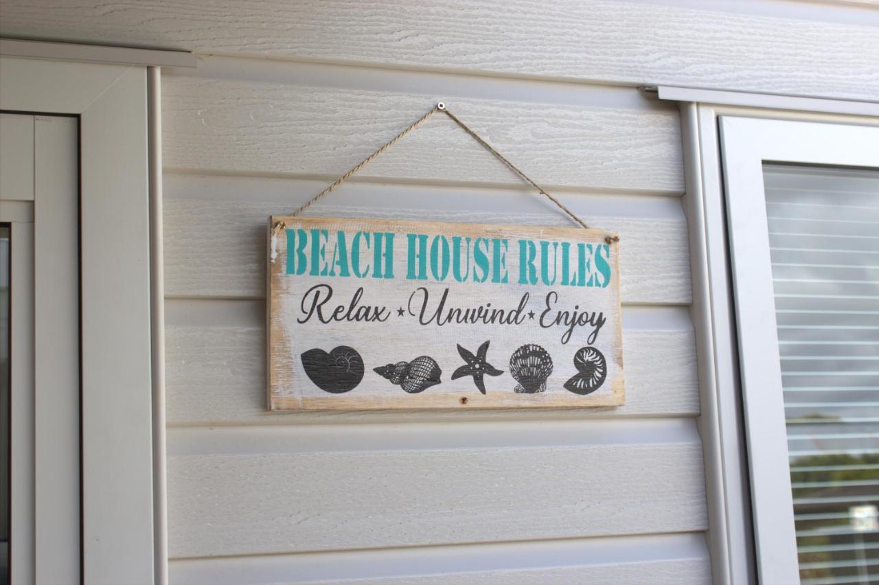 Orewa Kiwi Cabins ภายนอก รูปภาพ