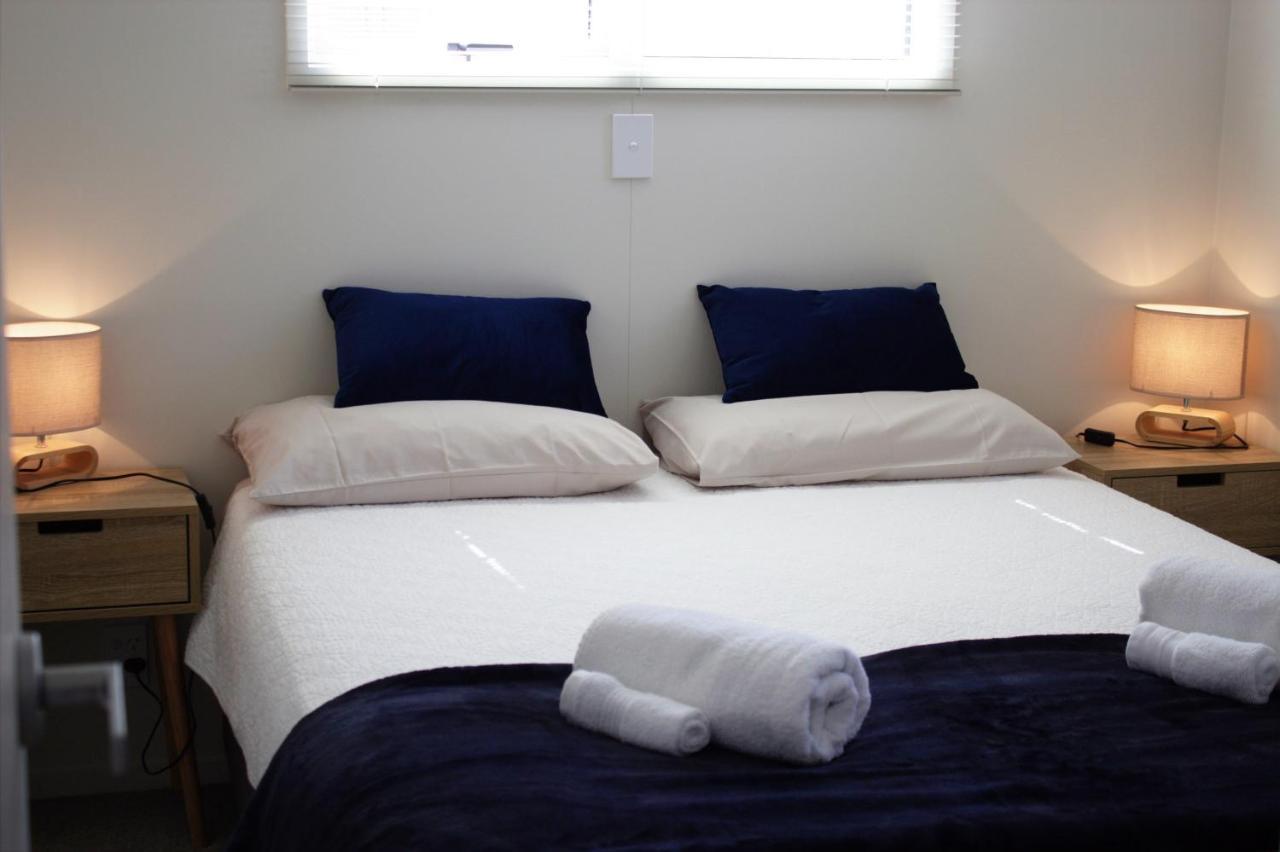 Orewa Kiwi Cabins ภายนอก รูปภาพ