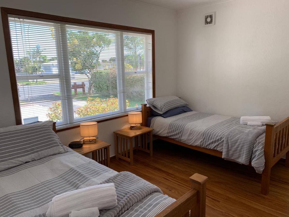 Orewa Kiwi Cabins ภายนอก รูปภาพ