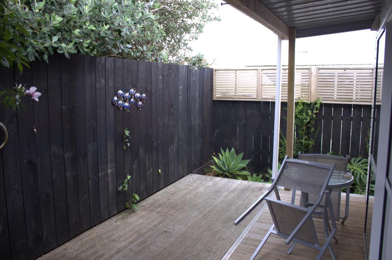 Orewa Kiwi Cabins ภายนอก รูปภาพ